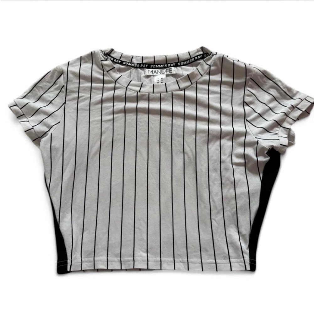 white and black striped short sleeve top